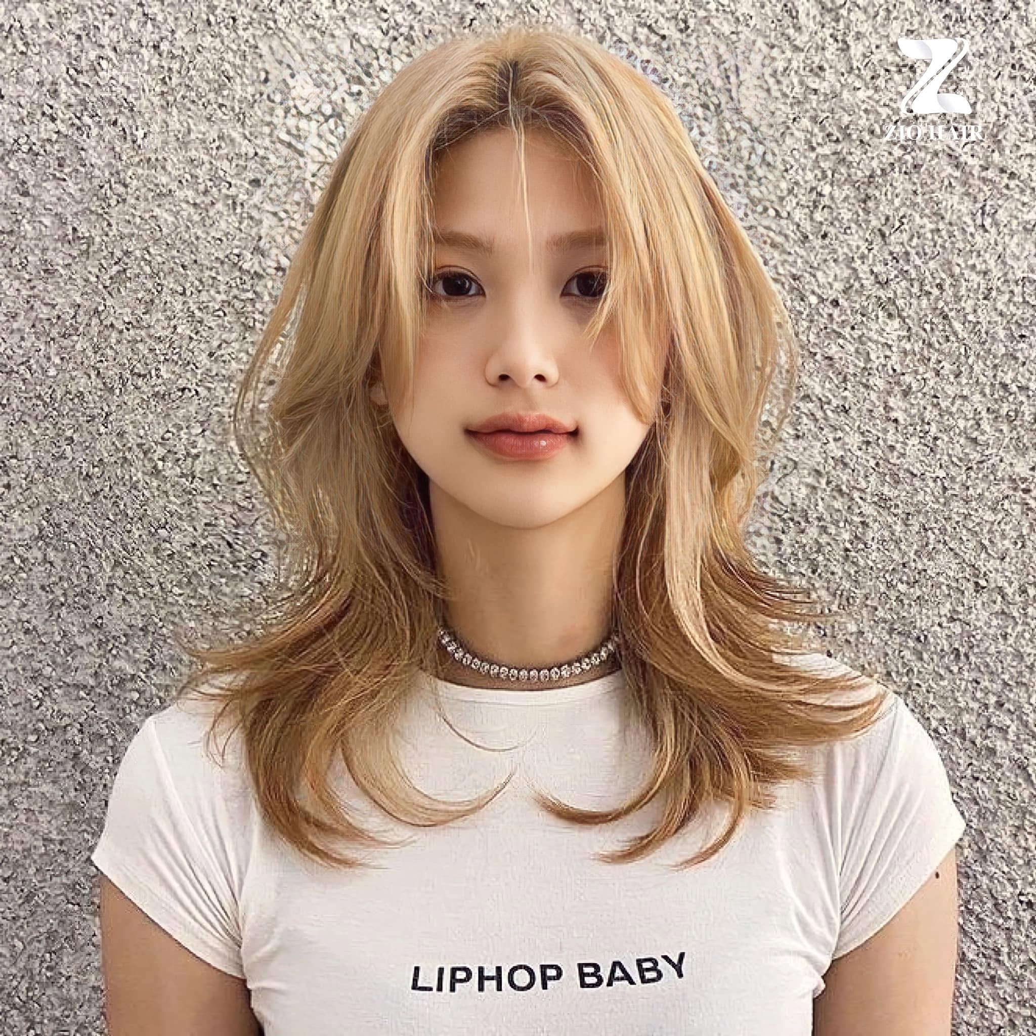 Hush Cut uốn xoăn lọn sóng lớn