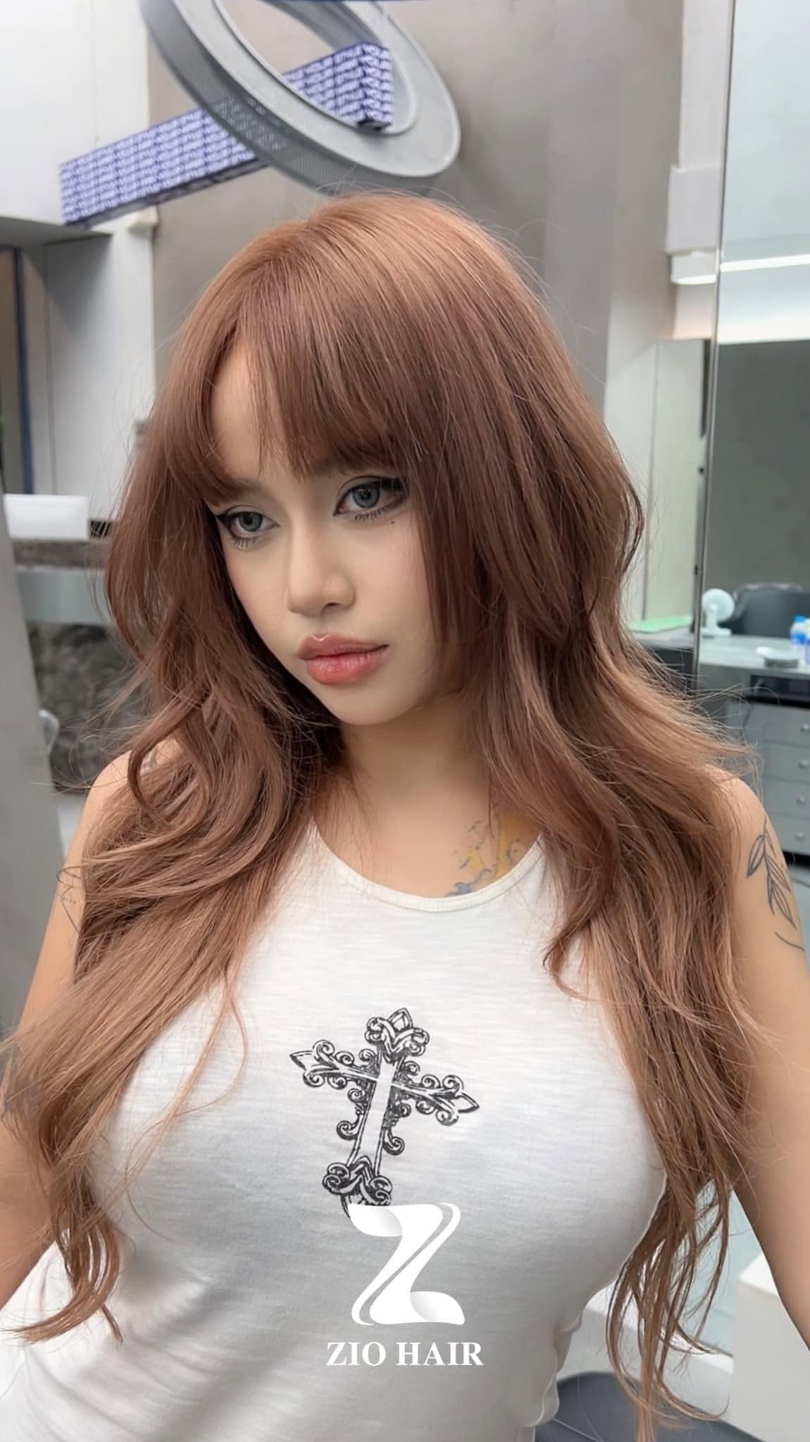 Hush cut xoăn lơi mái Pháp
