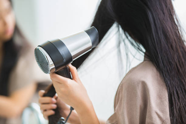 Sấy ôm sát mặt tóc hush cut